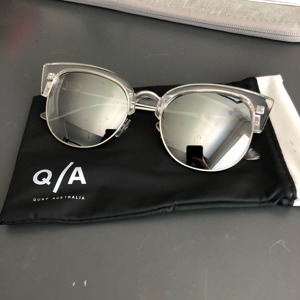 Quay Australia Avalon sunglasses